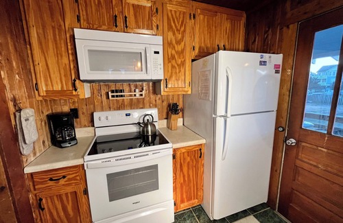 Nags Head Cottage | Super Cute, Cozy, Historic Sea Spray Cottage #5
