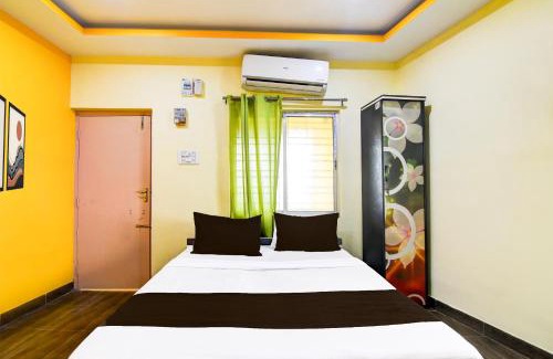Mukundapur Hotel | Super Hotel O Daspara Kolkata Formerly Laxmi Guest House