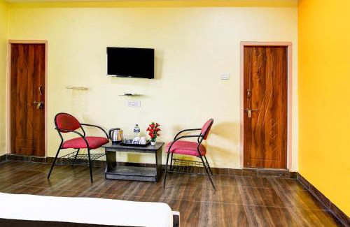 Mukundapur Hotel | Super Hotel O Daspara Kolkata Formerly Laxmi Guest House