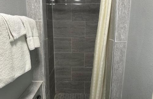 Newport Hotel | super inn