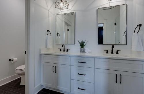 East Nashville House | Super Luxury Home Maximum Space Gorgeous Decor