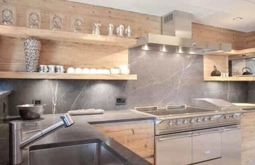 Rougemont Apartment | Super Luxury Serviced Apartment next to Gstaad