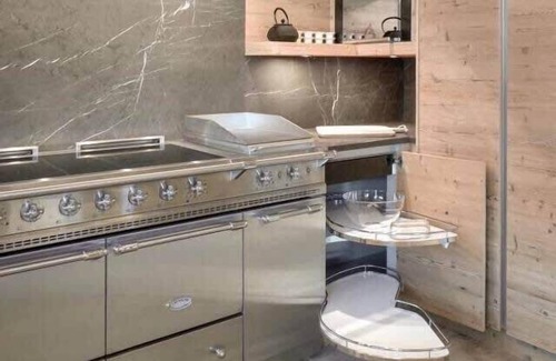 Rougemont Apartment | Super Luxury Serviced Apartment next to Gstaad