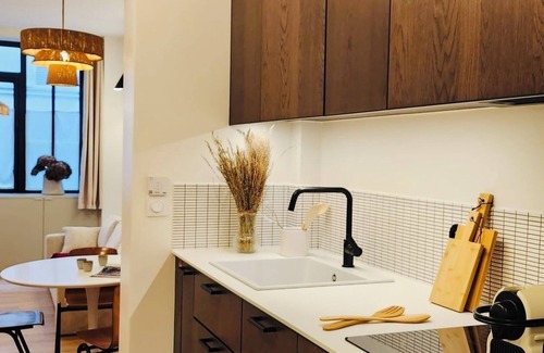 Epinettes Apartment | Super neighborhood, sublime 3-room apartment