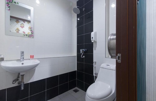 Pasir Pinji Hotel | Super OYO Capital O 804 Hotel Pinji