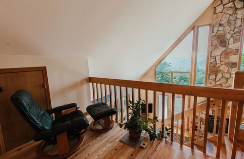 Brevard Cabin | Super Remote Cabin-Outside Tub- New Dates in September!