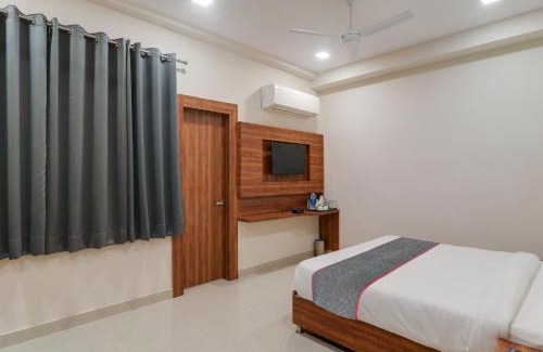 Mohangarh Hotel | Super Townhouse Majestic Hotel Near Phoenix Palassio
