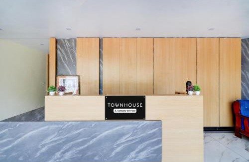 Jhansi Hotel | Super Townhouse Oak Army Aviation Base Jhansi