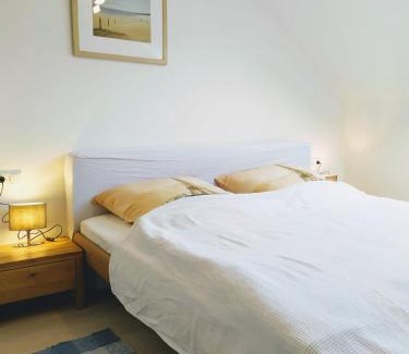 Stolberg Apartment | Super Wohnungen #2, #3 und #4 DG im Zentrum, Süd-Sonne und Burg-Blick