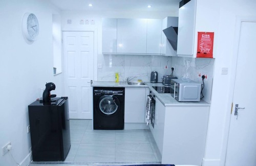 South Harrow Apartment | Superb 1-Bed Apartment in Harrow