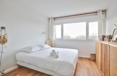 Bois Blancs Apartment | Superb 1BR flat on the Bois Blancs district