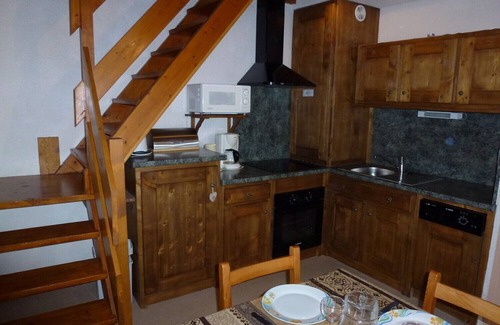 Lanslevillard Apartment | Superb 2 room apartment (1 bedroom) + mezzanine . at the foot of the slopes!