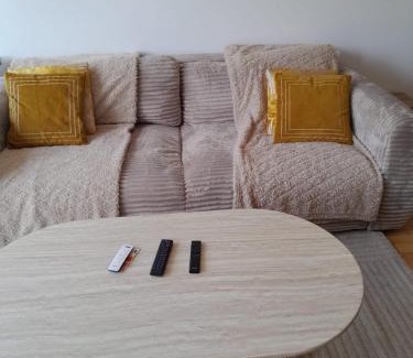 Malakoff Apartment | Superb 3 Bedroom near to Paris with Parking