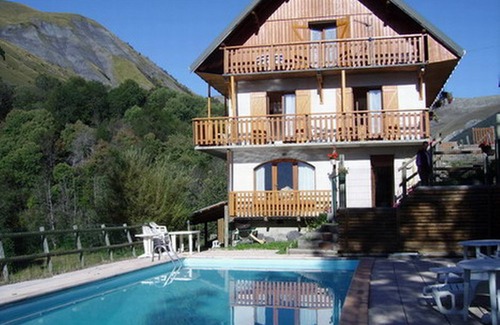 Saint-Sorlin-d'Arves Apartment | Superb 4/5 pers apartment in family chalet summer swimming pool