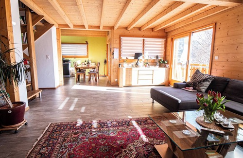 St. Luc Ski Chalet | Superb 5-room apartment, entrance hall, opening onto a pleasant living room with mezzanine, open and