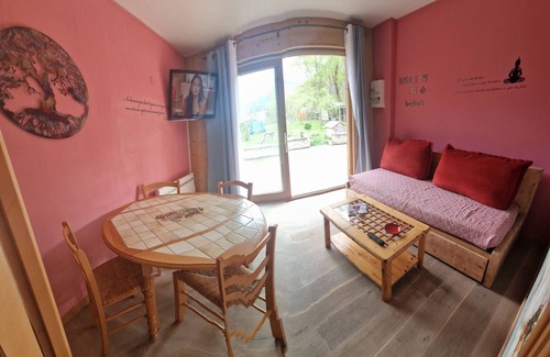 Le Bourg-d'Oisans Apartment | Superb apartment for seasonal or year-round rental in le Bourg-d'Oisans Isère