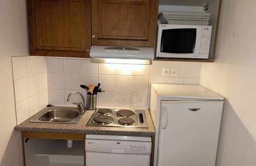 Allos Apartment | Superb apartment for 7 people PMR with sauna pool close to the slopes and shops!