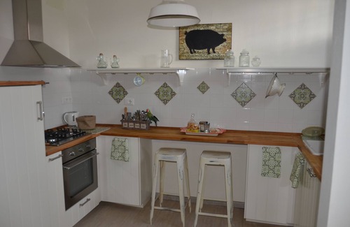 Bocca di Magra Apartment | Superb apartment in a villa between the Cinque Terre and Versilia, Tuscany