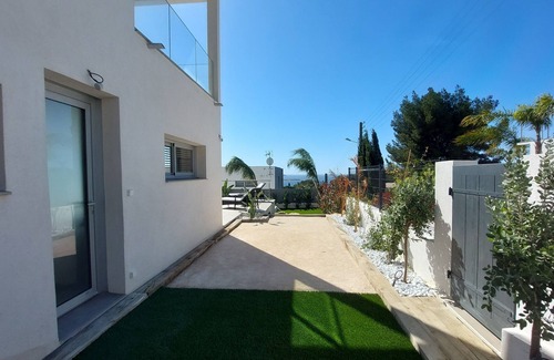 Bandol Apartment | Superb apartment with swimming pool
