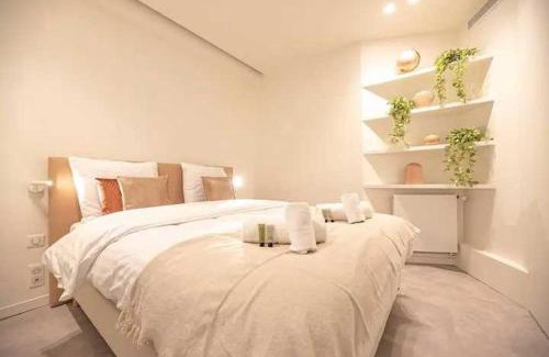 8th Arrondissement Apartment | Superb Appt with AC - 2BD-6P - Madeleine-Opera