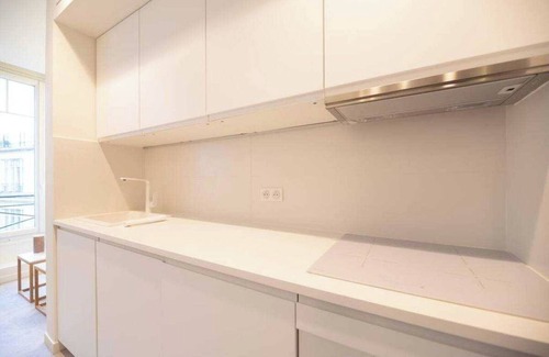 8th Arrondissement Apartment | Superb Appt with AC - 2BD/6P - Madeleine/Opera