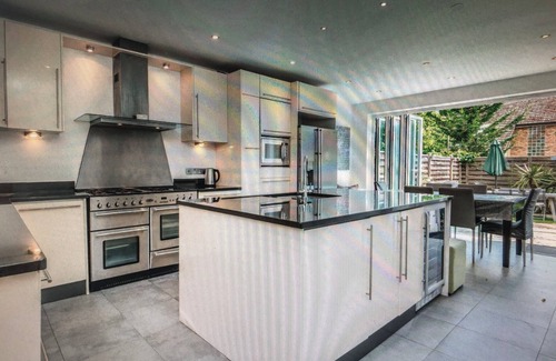 Wimbledon House | Superb contemporary house with parking close to Wimbledon Common