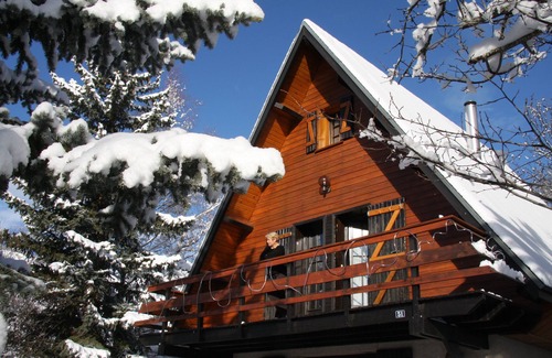 Allos Ski Chalet | Superb, cosy, south-facing chalet, sleeps 2 to 7, overlooking the ski area