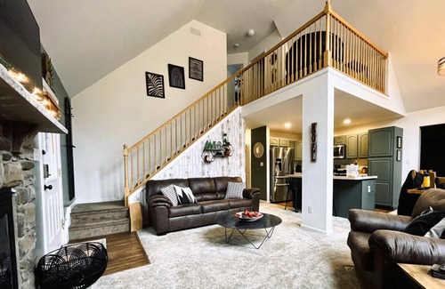 Albrightsville House | Superb Family Friendly Home ~ Stocked for FUN!