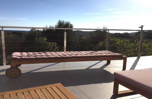 Monacia-d'Aullene House | superb new village center villa, sea view, close to beaches