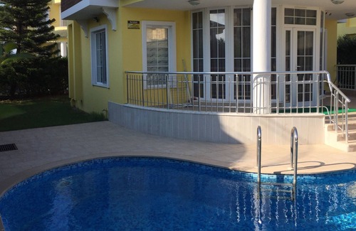 Turkish Riviera Villa | Superb private villa nearby the sea