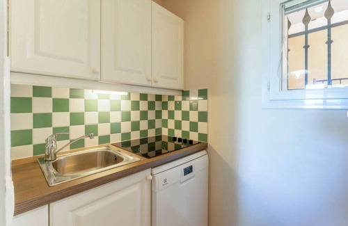 Pont Royal Apartment | Superb T2 + Terrace. Direct acces golf course+pool