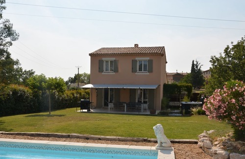 Croagnes Villa | Superb villa in Luberon near Gordes heated pool and spa