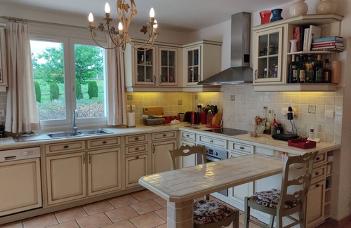 Villecroze Villa | Superb villa with heated pool in Villecroze