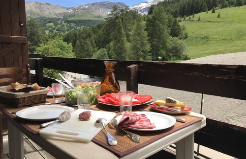 Le Super-Sauze Apartment | Superbe Appartement Front de Neige Supersauze 1700