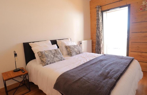 Les Gets Apartment | Superbe Appartement 4 Étoiles, 2 Chambres, Proche Pistes, Balcon, Parking, Ski & Vélo - FR-1-623-329