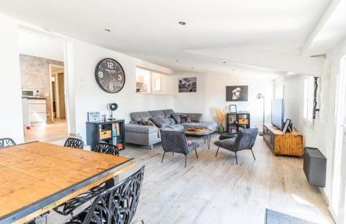 Manosque Apartment | Superbe appartement avec terrasse sur les toits