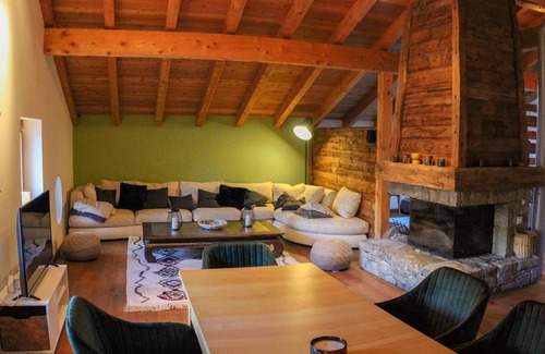Bruson Apartment | Superbe Appartement Cosy à Bruson