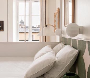 Notre-Dame Apartment | Superbe appartement design au coeur de Versailles, tout à pied