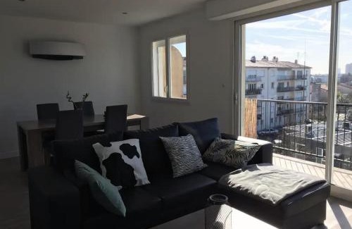 Lormont Apartment | Superbe appartement proche Bordeaux pied du tram