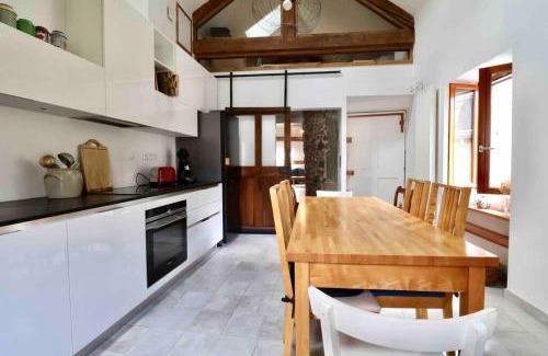 Chambery Apartment | Superbe appartement T5 - Les Hauts du Château