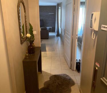 La Joliette Apartment | Superbe appartement tout équipé avec parking.