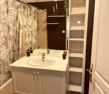 La Joliette Apartment | Superbe appartement tout équipé avec parking.