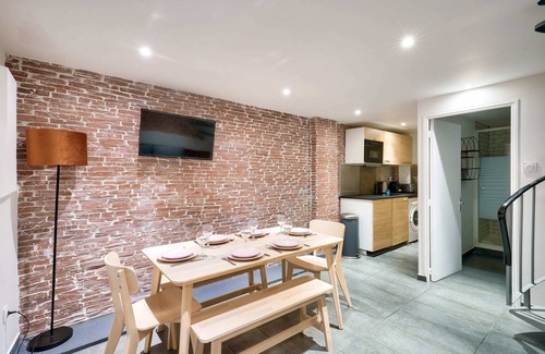 Grenelle Apartment | Superbe loft avec patio - Tour Eiffel