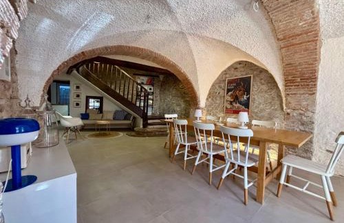 Claira House | Superbe Maison de village à Claira 8 Personnes