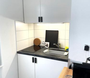 Bourgfelden Apartment | Superbe Studio, Hyper Center Tram3 by Basel& Airport, CH/DE/FR