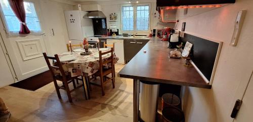 Arles Apartment | Superbe T2 avec jardin, piscine-enfant et parking