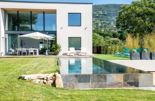 Peymeinade Villa | Superbe villa contemporaine
