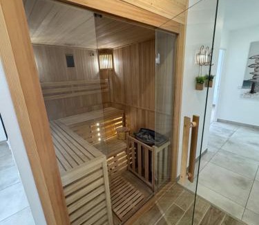 Ambares-et-Lagrave Villa | Superbe villa familiale avec piscine et spa