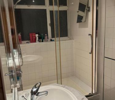 Pimlico Apartment | Superbly Located 2BD Flat Heart of Pimlico!