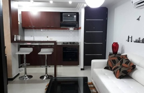 Cali Condo | Supercondo! Home Away From Home mi Casa Tu Casa